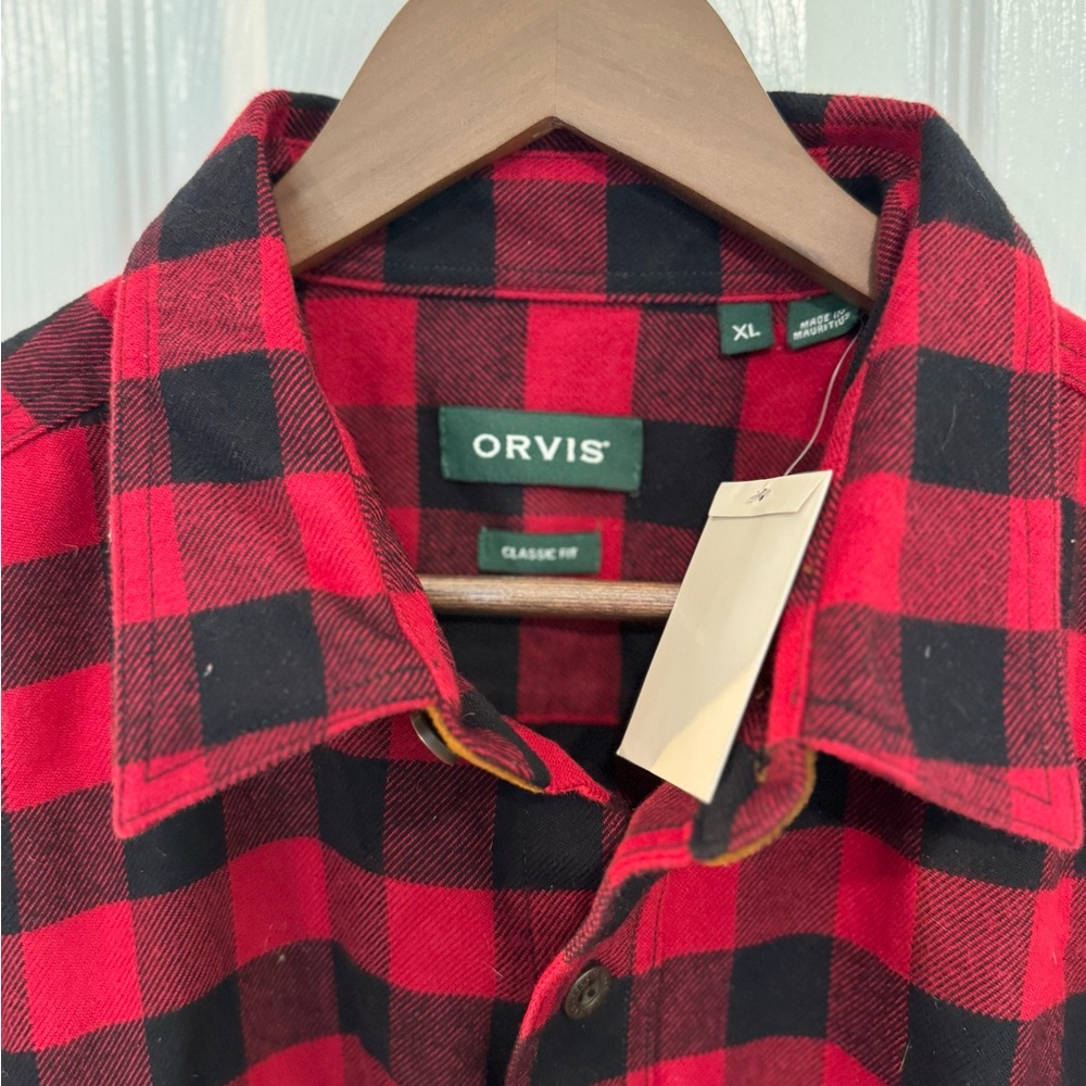 *NWT* Orvis Classic Red and Black Checkered Shirt